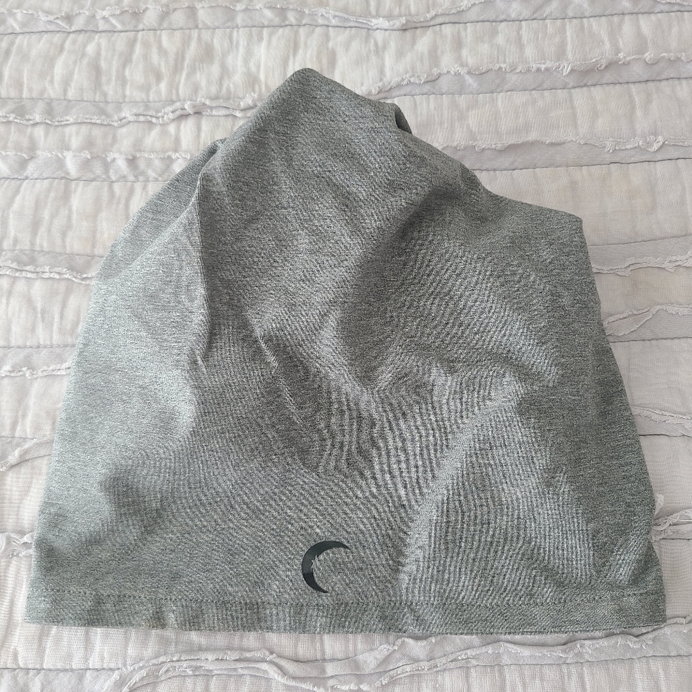 Zyia, Multi wear beanie